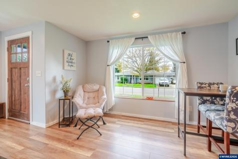 221 Jennings Street Lebanon OR 97355