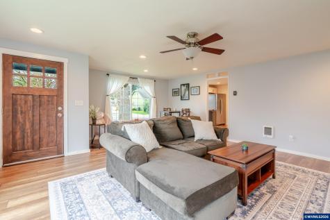 221 Jennings Street Lebanon OR 97355