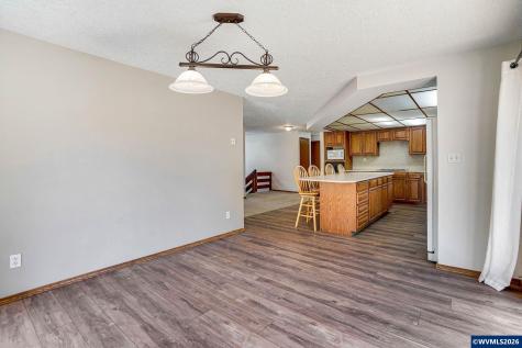 8748 Enclid Street NE Salem OR 97305