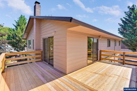 8748 Enclid Street NE Salem OR 97305