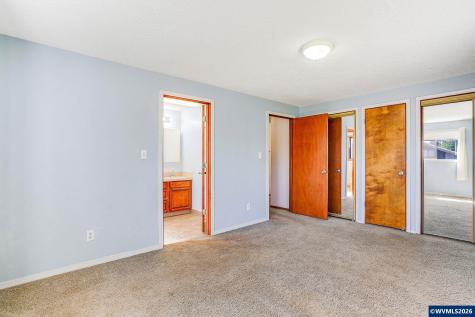 8748 Enclid Street NE Salem OR 97305