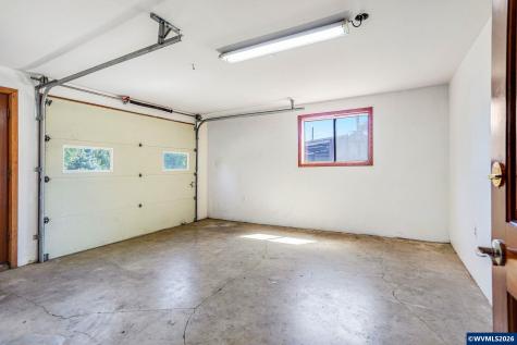 8748 Enclid Street NE Salem OR 97305