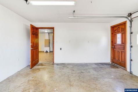 8748 Enclid Street NE Salem OR 97305