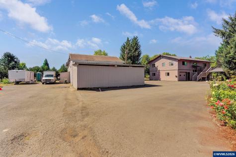 8748 Enclid Street NE Salem OR 97305