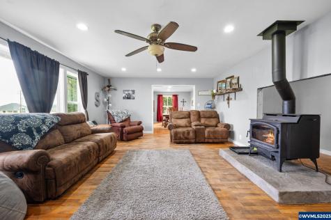 275 James Howe Road Dallas OR 97338