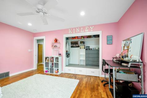 275 James Howe Road Dallas OR 97338
