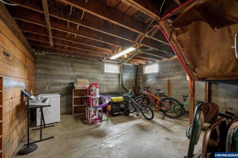 275 James Howe Road Dallas OR 97338