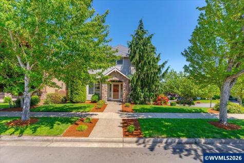 340 Flying Eagle Street NW Salem OR 97304