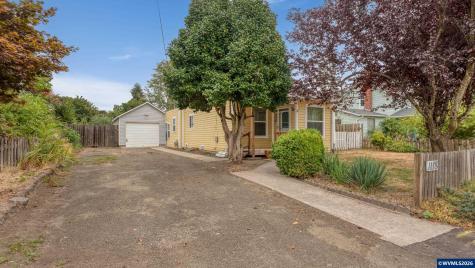 1118 Park Avenue NE Salem OR 97301