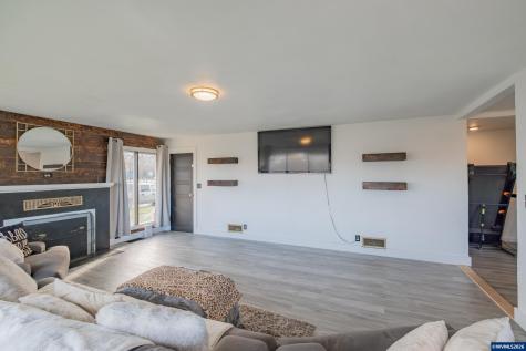 160 Tangent Street Lebanon OR 97355