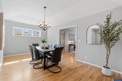 3221 NW Huckleberry Place Corvallis OR 97330