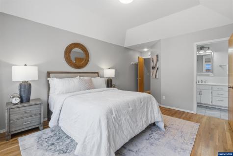 3221 NW Huckleberry Place Corvallis OR 97330