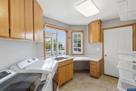 3221 NW Huckleberry Place Corvallis OR 97330
