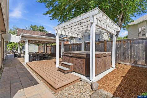 3221 NW Huckleberry Place Corvallis OR 97330