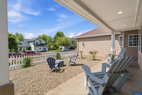3221 NW Huckleberry Place Corvallis OR 97330