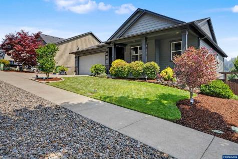 1644 Centennial Drive Silverton OR 97381