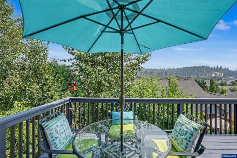 1644 Centennial Drive Silverton OR 97381