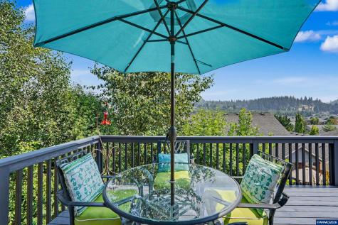 1644 Centennial Drive Silverton OR 97381