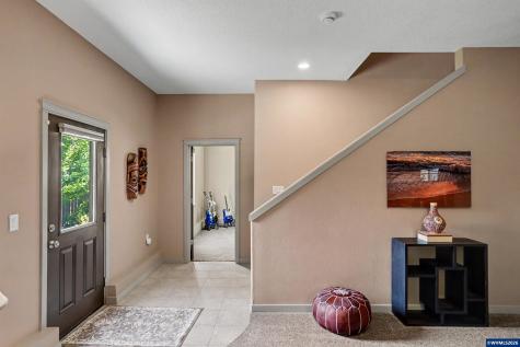1644 Centennial Drive Silverton OR 97381
