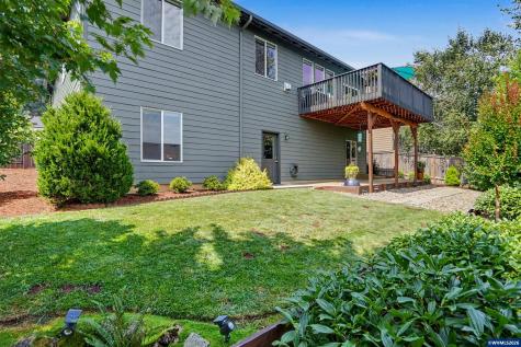 1644 Centennial Drive Silverton OR 97381