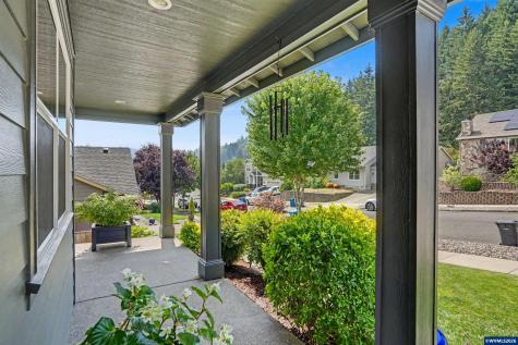1644 Centennial Drive Silverton OR 97381