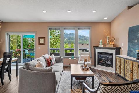 1644 Centennial Drive Silverton OR 97381