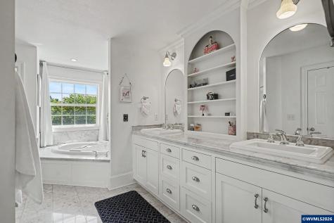 5490 Woodmill Drive SE Salem OR 97306
