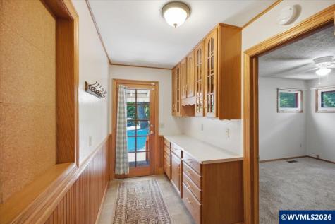 940 Oak Terrace Sweet Home OR 97386