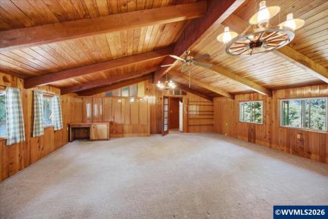 940 Oak Terrace Sweet Home OR 97386