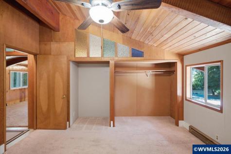 940 Oak Terrace Sweet Home OR 97386