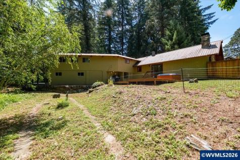 940 Oak Terrace Sweet Home OR 97386