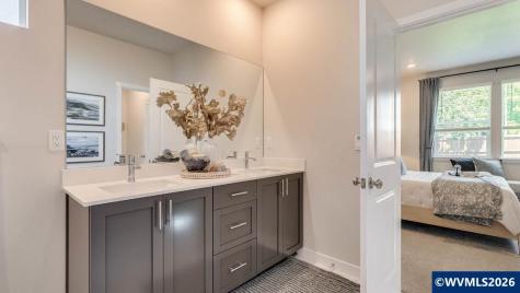2625 Landau Street SE Salem OR 97306