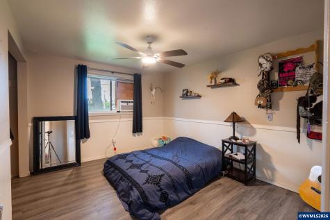 465 36th Avenue NE Salem OR 97305