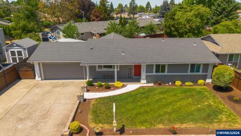 1425 Garden Court NE Keizer OR 97303