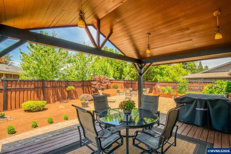 1425 Garden Court NE Keizer OR 97303