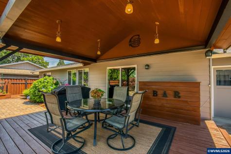 1425 Garden Court NE Keizer OR 97303