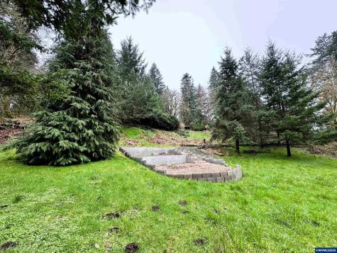12770 Maxfield Creek Road Monmouth OR 97361