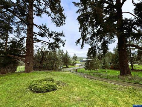 12770 Maxfield Creek Road Monmouth OR 97361