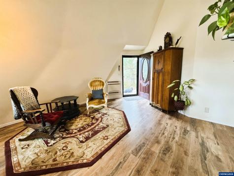 12770 Maxfield Creek Road Monmouth OR 97361