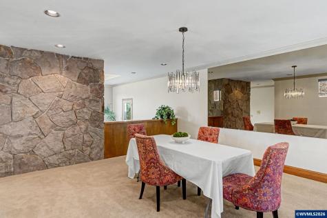 1680 Snowbird Court NW Salem OR 97304