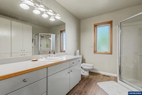 1680 Snowbird Court NW Salem OR 97304