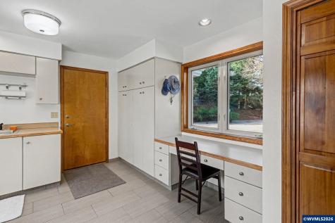 1680 Snowbird Court NW Salem OR 97304