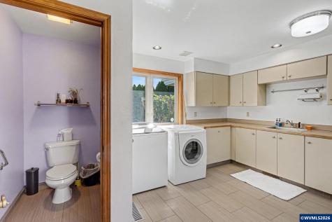 1680 Snowbird Court NW Salem OR 97304