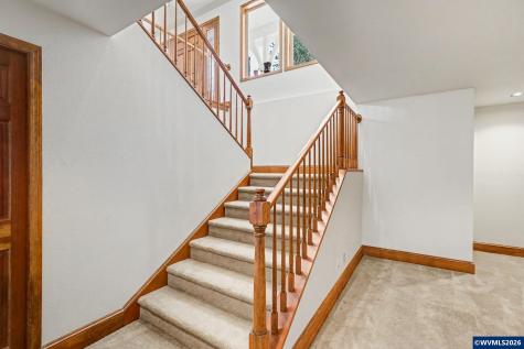 1680 Snowbird Court NW Salem OR 97304
