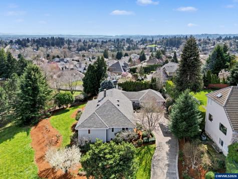 1680 Snowbird Court NW Salem OR 97304