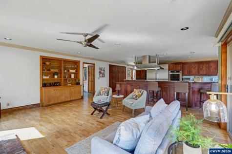1680 Snowbird Court NW Salem OR 97304