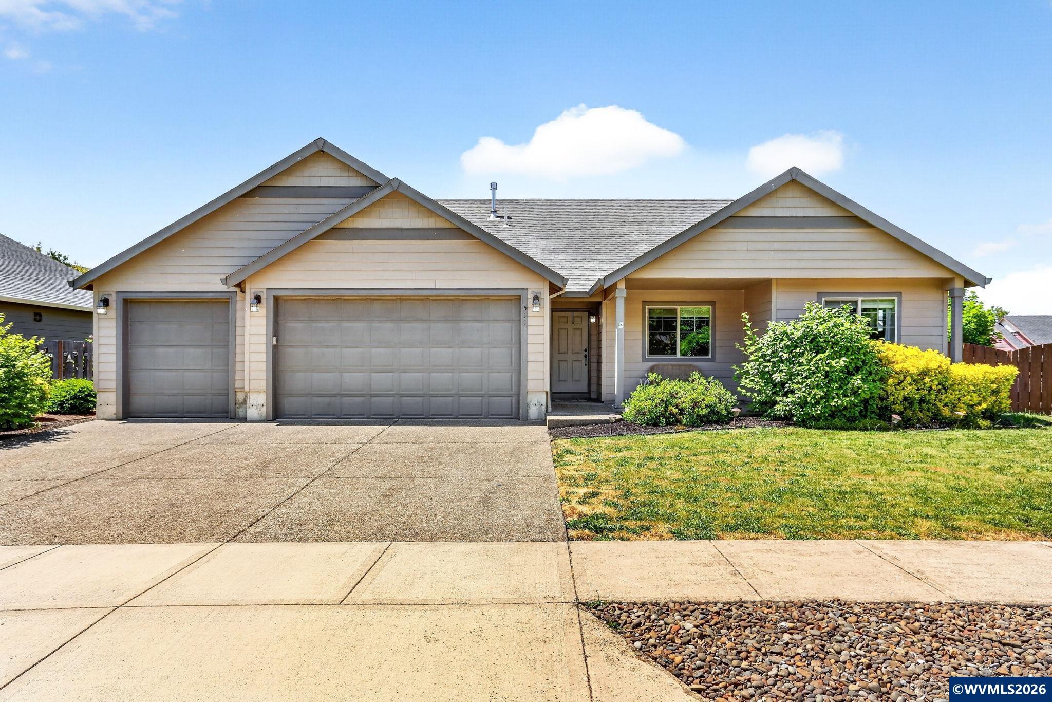 511 Paradise Street Woodburn OR 97071