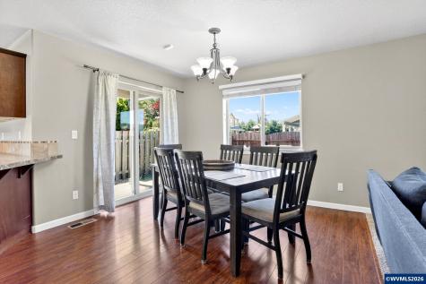 511 Paradise Street Woodburn OR 97071