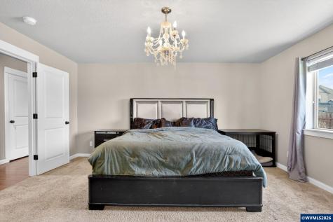 511 Paradise Street Woodburn OR 97071
