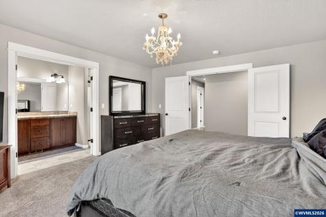511 Paradise Street Woodburn OR 97071